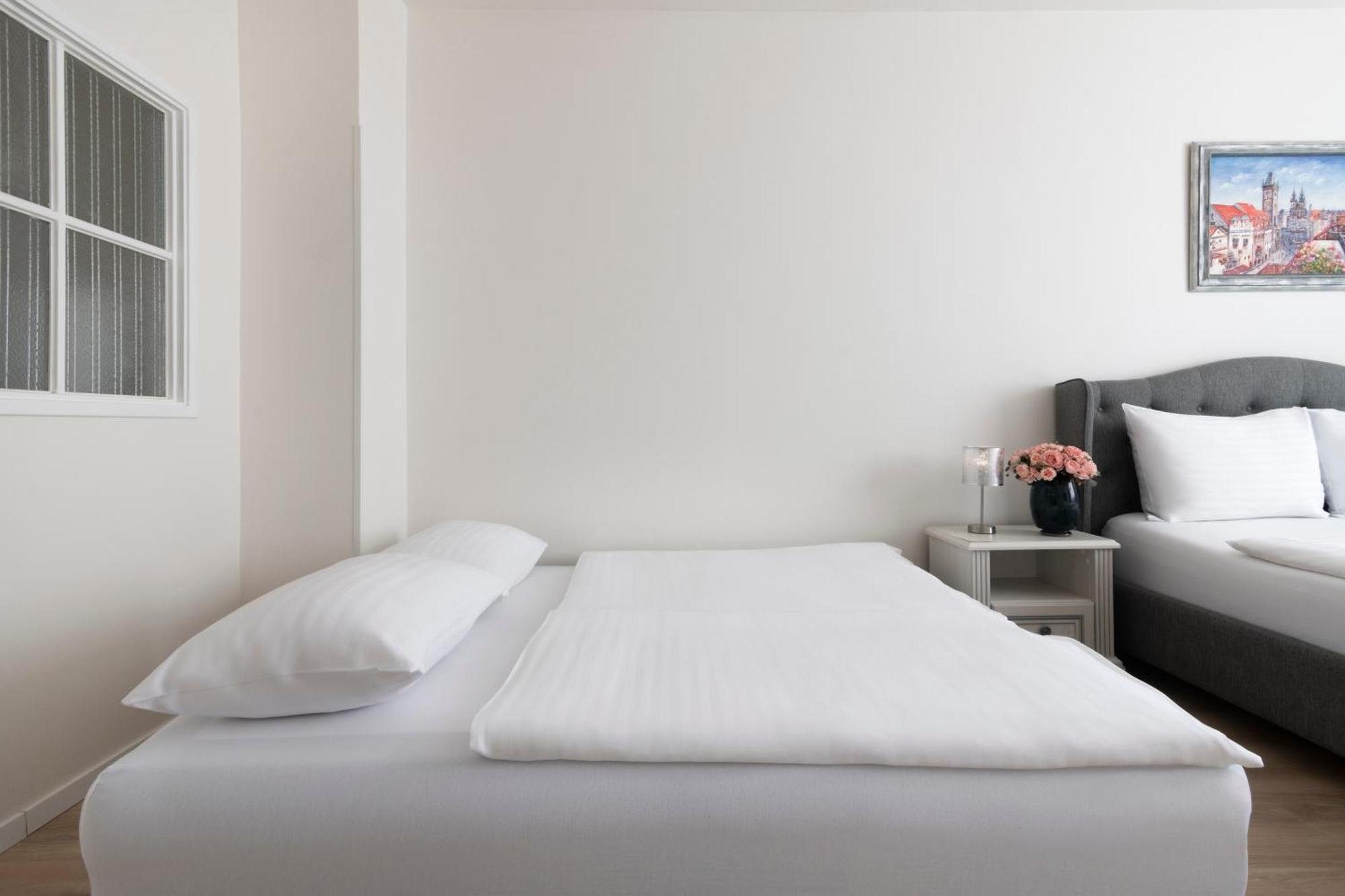 Prague Serenity Suites And Apartments Luaran gambar